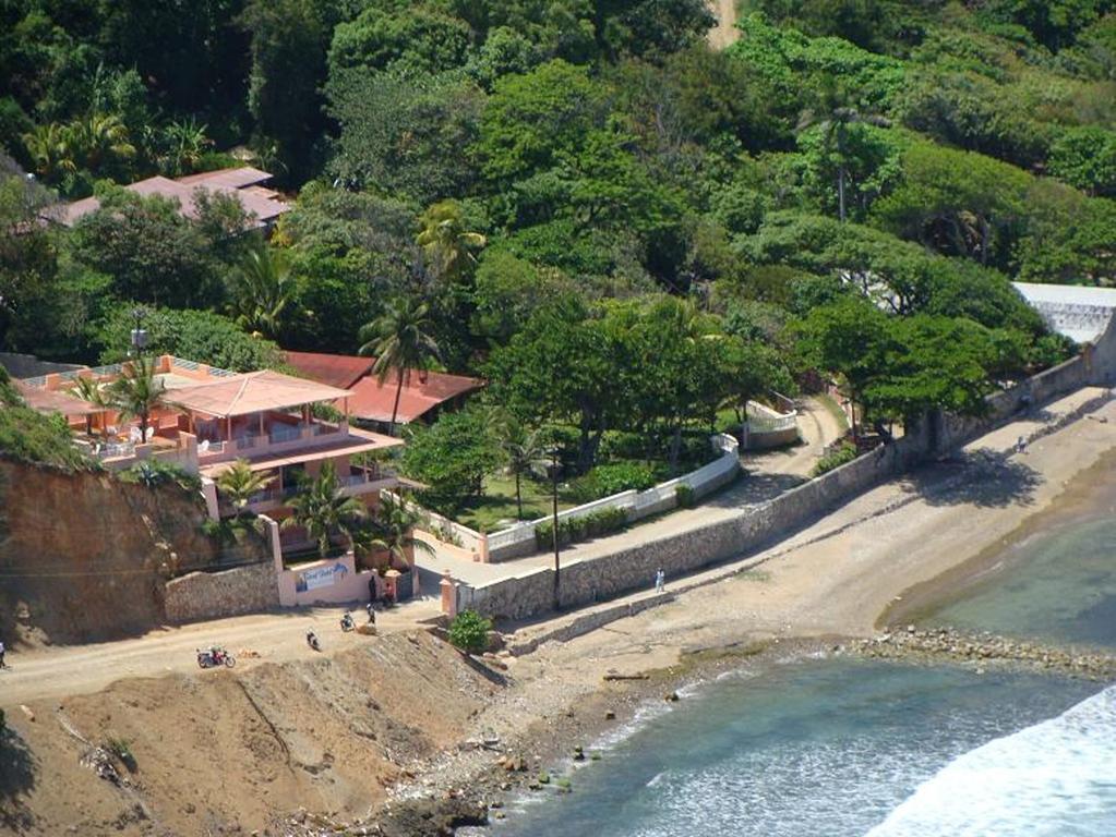 Rival Hotel Cap-Haitien Exterior photo